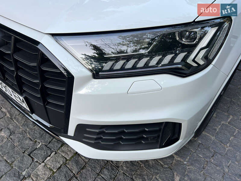 Позашляховик / Кросовер Audi Q7 2019 в Києві фото 58 Позашляховик / Кросовер Audi Q7 2019 в Києві