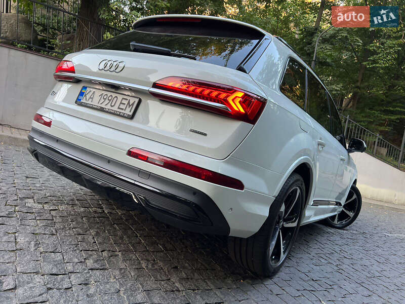 Позашляховик / Кросовер Audi Q7 2019 в Києві фото 70 Позашляховик / Кросовер Audi Q7 2019 в Києві