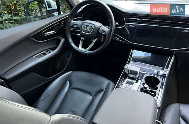 Внедорожник / Кроссовер Audi Q7 2019 в 
