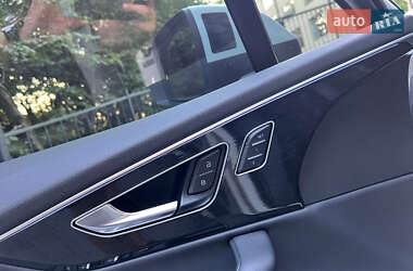 Внедорожник / Кроссовер Audi Q7 2019 в 