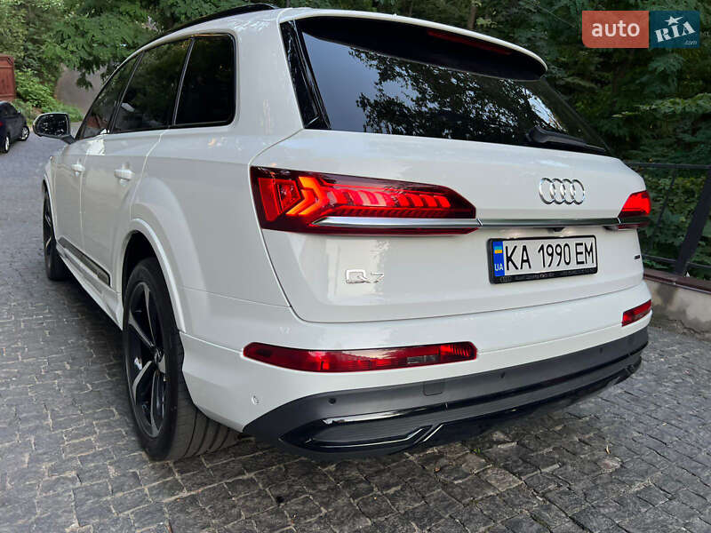 Позашляховик / Кросовер Audi Q7 2019 в Києві фото 123 Позашляховик / Кросовер Audi Q7 2019 в Києві