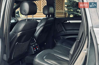 Внедорожник / Кроссовер Audi Q7 2013 в 