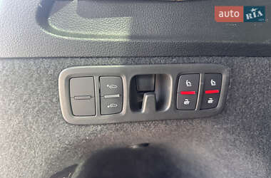 Внедорожник / Кроссовер Audi Q7 2020 в 