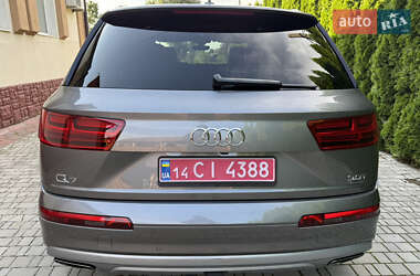 Внедорожник / Кроссовер Audi Q7 2017 в 