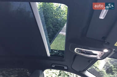 Внедорожник / Кроссовер Audi Q7 2015 в 