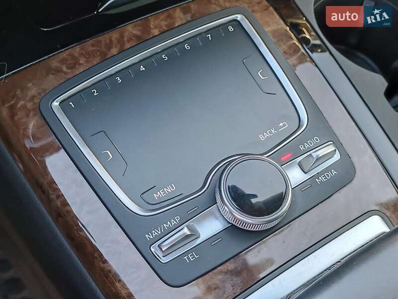 Позашляховик / Кросовер Audi Q7 2018 в Харкові