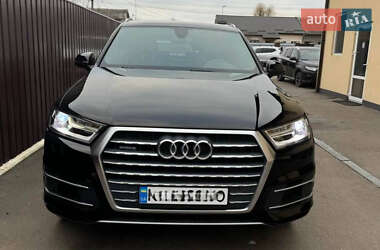 Внедорожник / Кроссовер Audi Q7 2018 в 