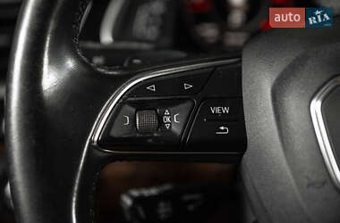Внедорожник / Кроссовер Audi Q7 2016 в 