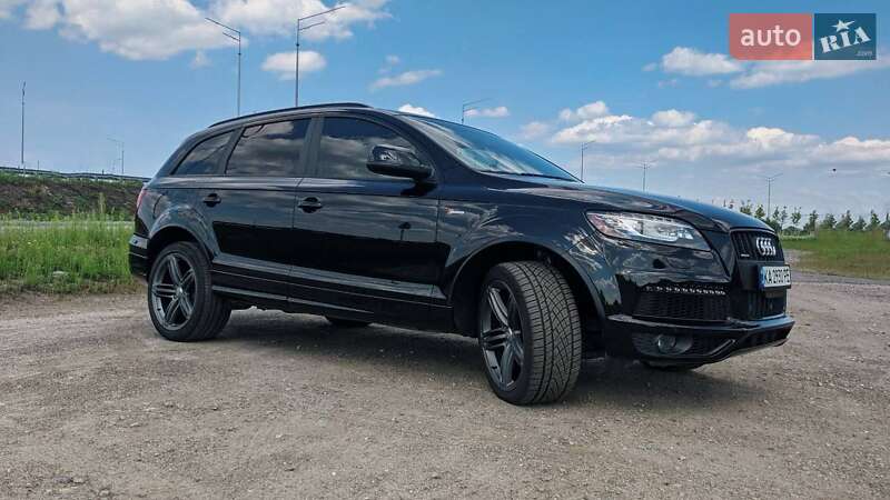 Внедорожник / Кроссовер Audi Q7 2015 в Киеве