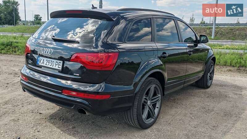Внедорожник / Кроссовер Audi Q7 2015 в Киеве