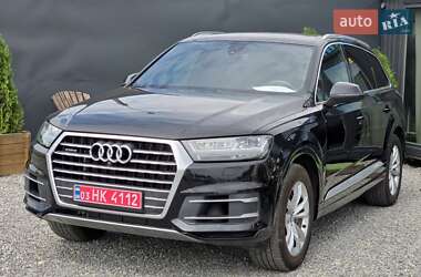 Внедорожник / Кроссовер Audi Q7 2018 в 