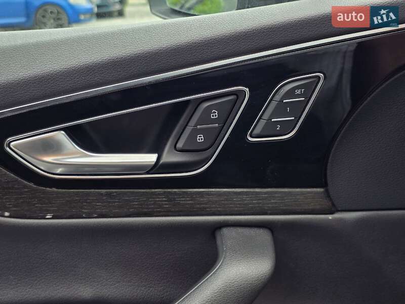 Внедорожник / Кроссовер Audi Q7 2018 в Тернополе