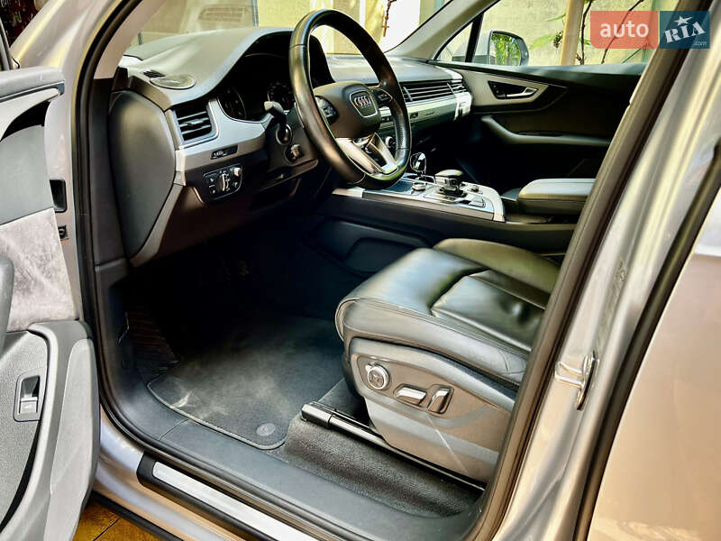 Внедорожник / Кроссовер Audi Q7 2015 в Мукачево фото 9 Внедорожник / Кроссовер Audi Q7 2015 в Мукачево