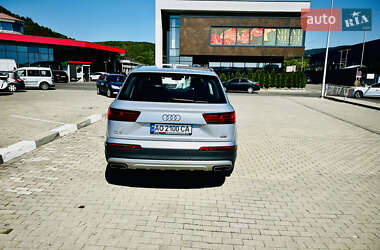 Внедорожник / Кроссовер Audi Q7 2015 в 