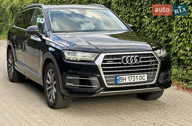 Внедорожник / Кроссовер Audi Q7 2018 в 