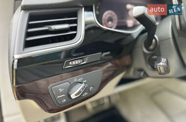 Внедорожник / Кроссовер Audi Q7 2018 в 