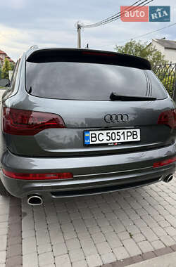 Внедорожник / Кроссовер Audi Q7 2012 в 