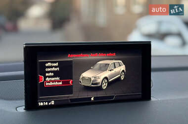 Внедорожник / Кроссовер Audi Q7 2015 в 