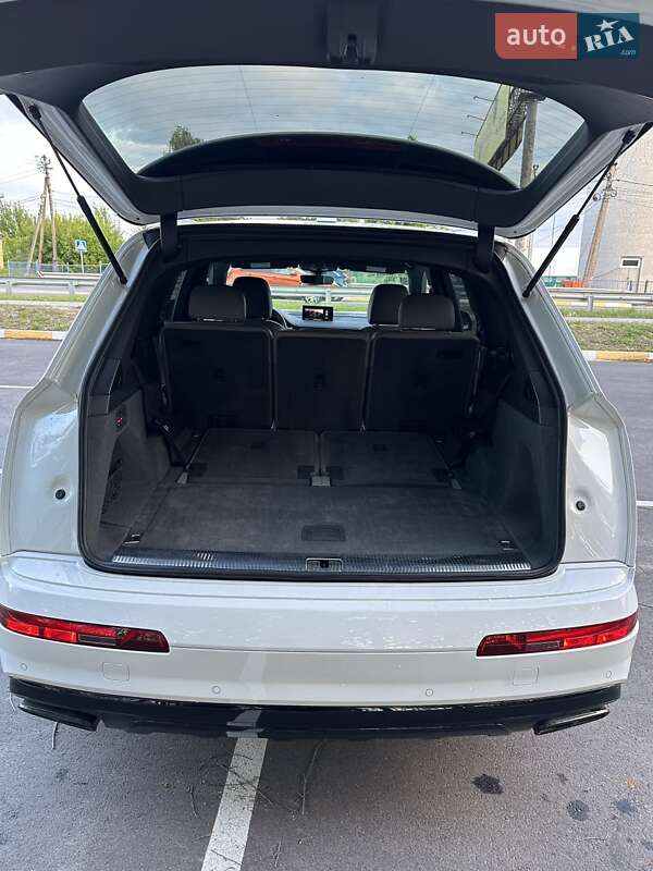 Внедорожник / Кроссовер Audi Q7 2018 в Белогородке
