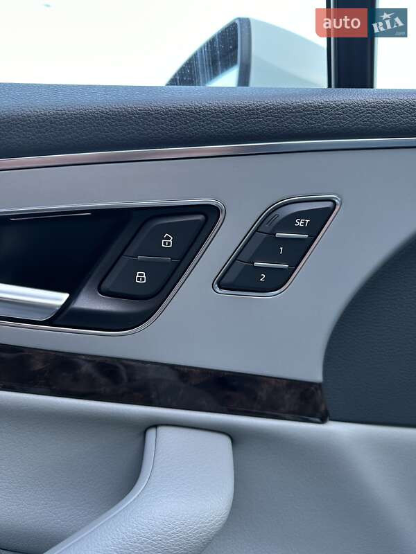 Позашляховик / Кросовер Audi Q7 2018 в Білогородці