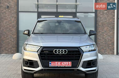 Внедорожник / Кроссовер Audi Q7 2019 в 