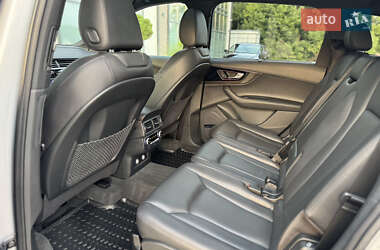 Внедорожник / Кроссовер Audi Q7 2019 в 