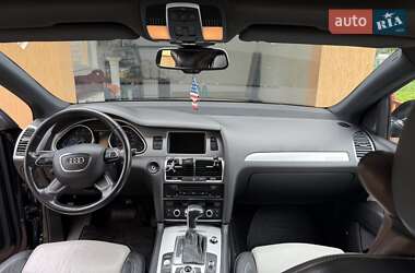Внедорожник / Кроссовер Audi Q7 2011 в 