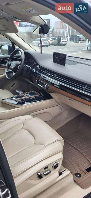 Позашляховик / Кросовер Audi Q7 2018 в Львові фото 20 Позашляховик / Кросовер Audi Q7 2018 в Львові