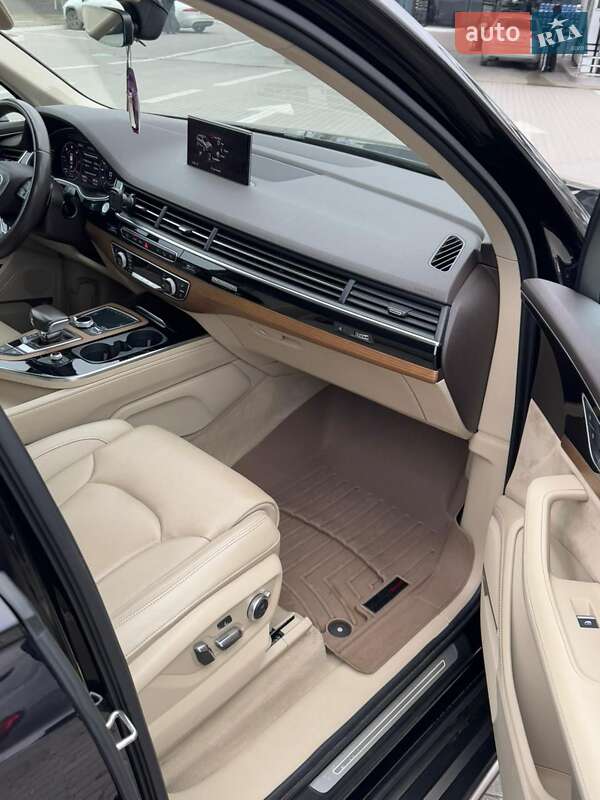 Позашляховик / Кросовер Audi Q7 2018 в Львові фото 31 Позашляховик / Кросовер Audi Q7 2018 в Львові