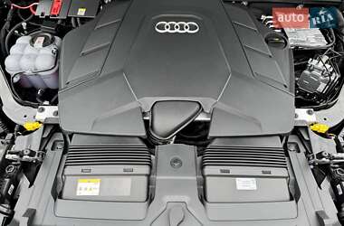 Внедорожник / Кроссовер Audi Q7 2024 в 
