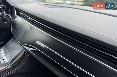 Внедорожник / Кроссовер Audi Q7 2024 в 