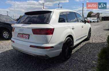 Внедорожник / Кроссовер Audi Q7 2018 в 