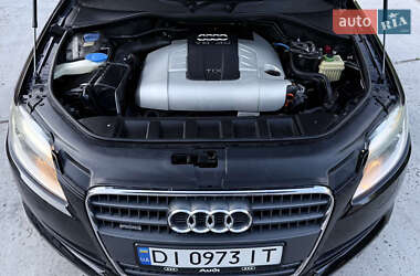 Внедорожник / Кроссовер Audi Q7 2006 в 
