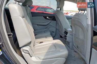 Внедорожник / Кроссовер Audi Q7 2017 в 