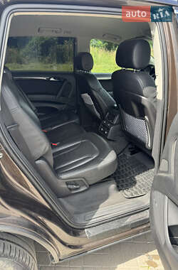 Внедорожник / Кроссовер Audi Q7 2011 в 