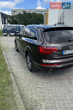 Внедорожник / Кроссовер Audi Q7 2011 в 