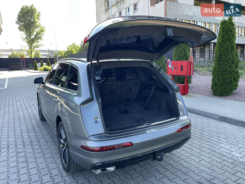 Внедорожник / Кроссовер Audi Q7 2016 в Черкассах