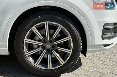 Внедорожник / Кроссовер Audi Q7 2016 в 
