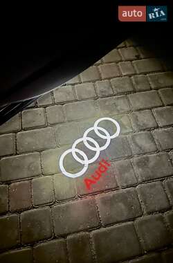 Внедорожник / Кроссовер Audi Q7 2015 в 