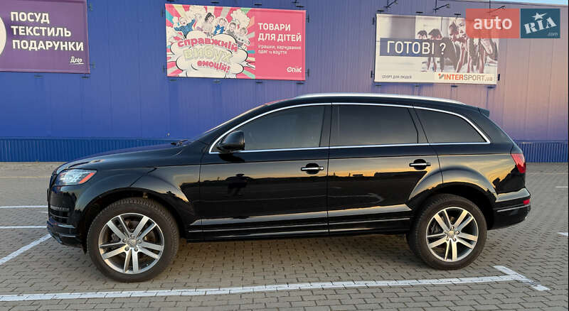 Позашляховик / Кросовер Audi Q7 2013 в Нововолинську