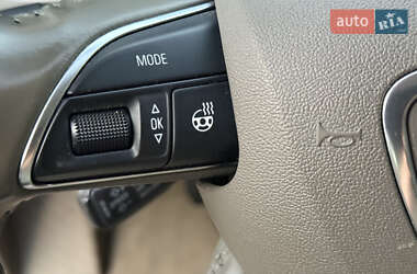 Внедорожник / Кроссовер Audi Q7 2013 в 