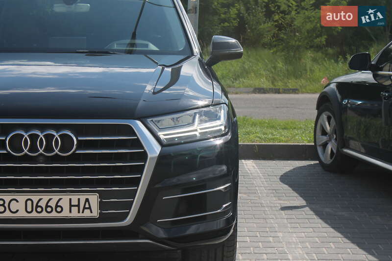 Внедорожник / Кроссовер Audi Q7 2015 в Львове