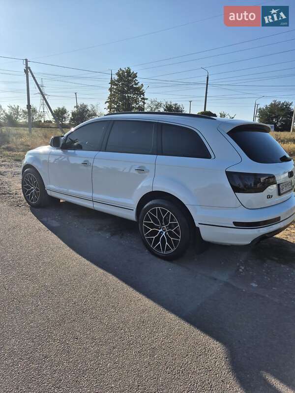 Внедорожник / Кроссовер Audi Q7 2012 в Запорожье