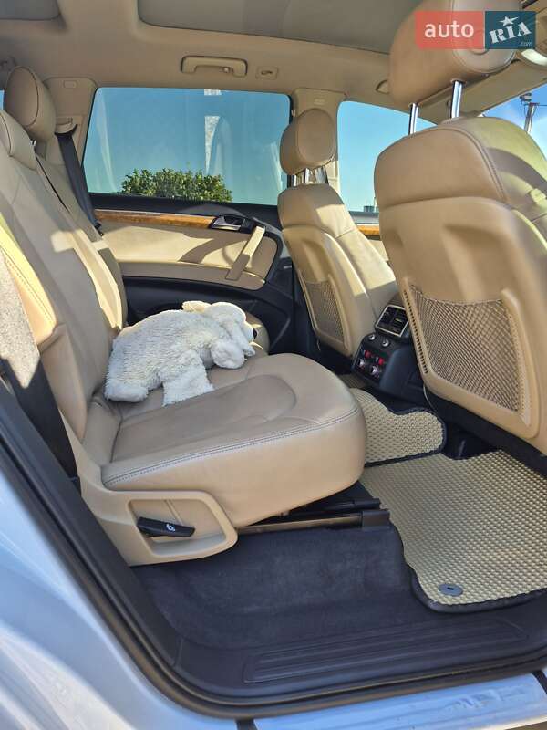 Внедорожник / Кроссовер Audi Q7 2012 в Запорожье