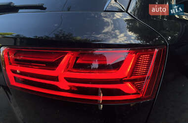 Внедорожник / Кроссовер Audi Q7 2018 в 
