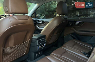Внедорожник / Кроссовер Audi Q7 2018 в 