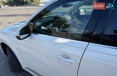 Внедорожник / Кроссовер Audi Q7 2016 в 