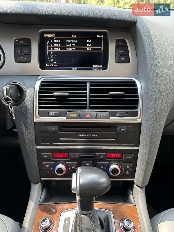 Внедорожник / Кроссовер Audi Q7 2013 в Белогородке