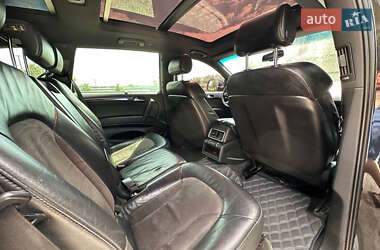 Внедорожник / Кроссовер Audi Q7 2009 в 