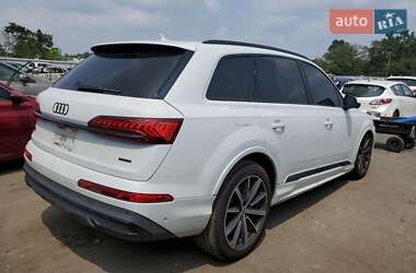 Внедорожник / Кроссовер Audi Q7 2022 в 